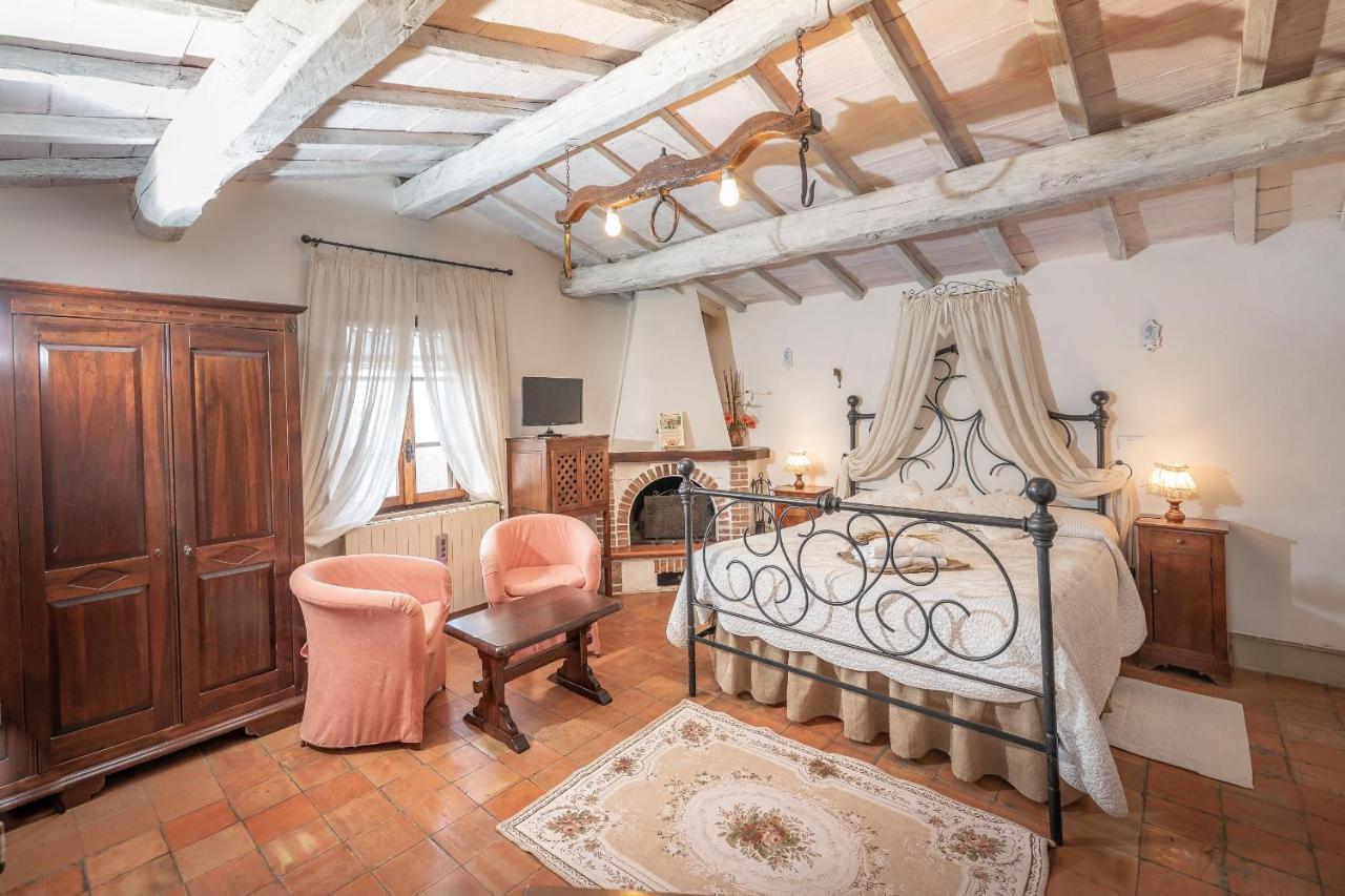 Agriturismo Selvella Radicofani Eksteriør billede